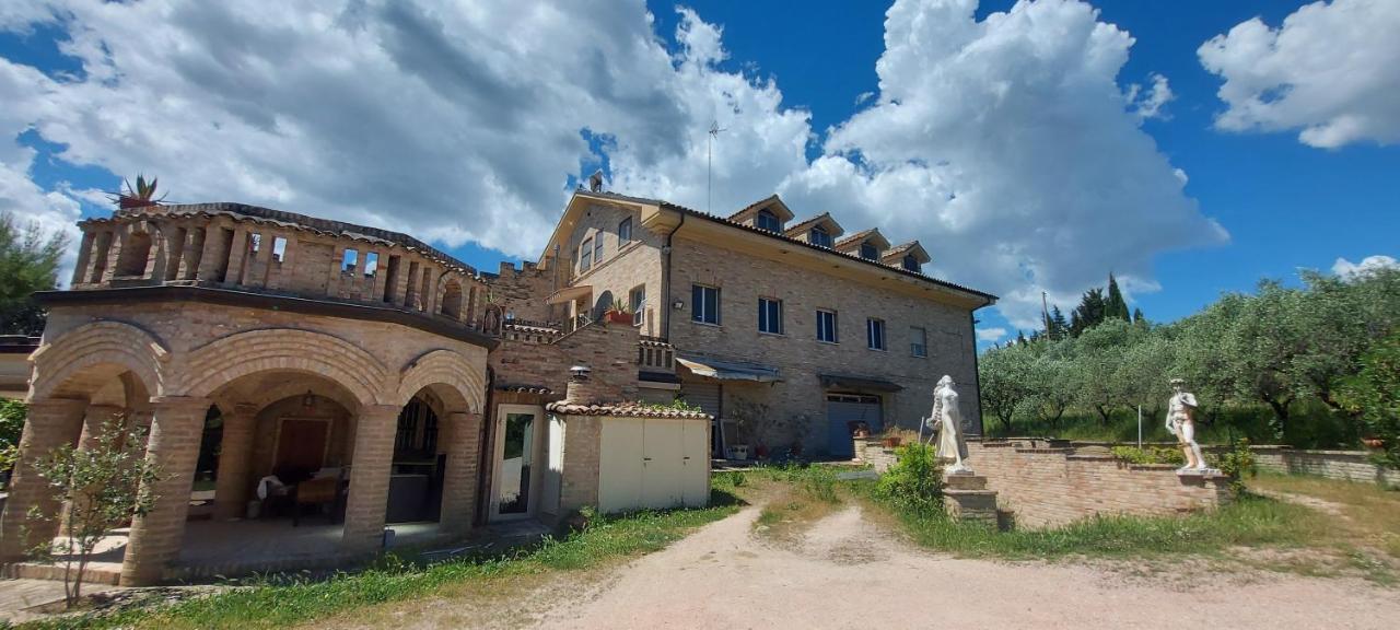Villa Quadrifoglio بوتنزا بيسينا المظهر الخارجي الصورة